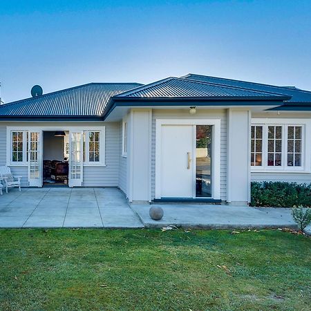 Gem On Gillean - Havelock North Holiday Home Dış mekan fotoğraf