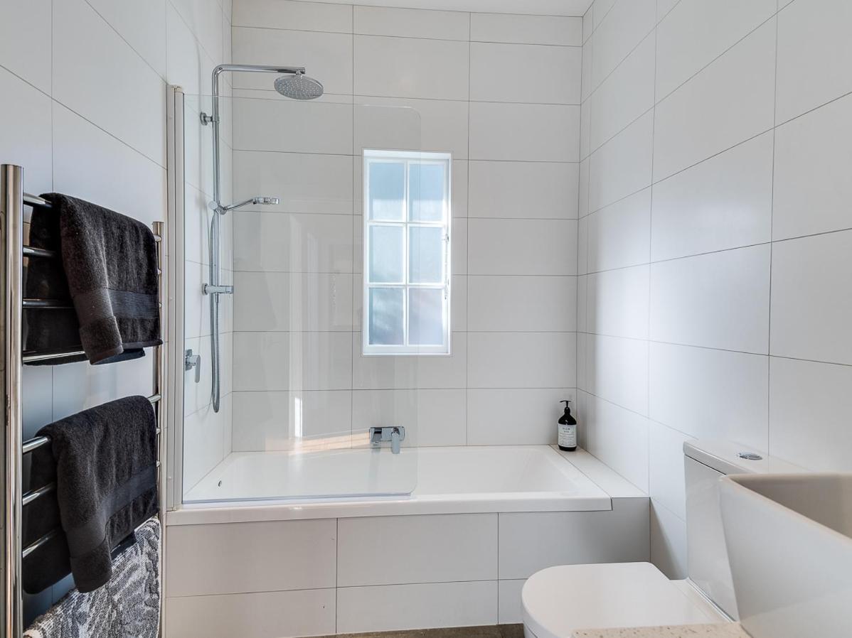 Gem On Gillean - Havelock North Holiday Home Dış mekan fotoğraf